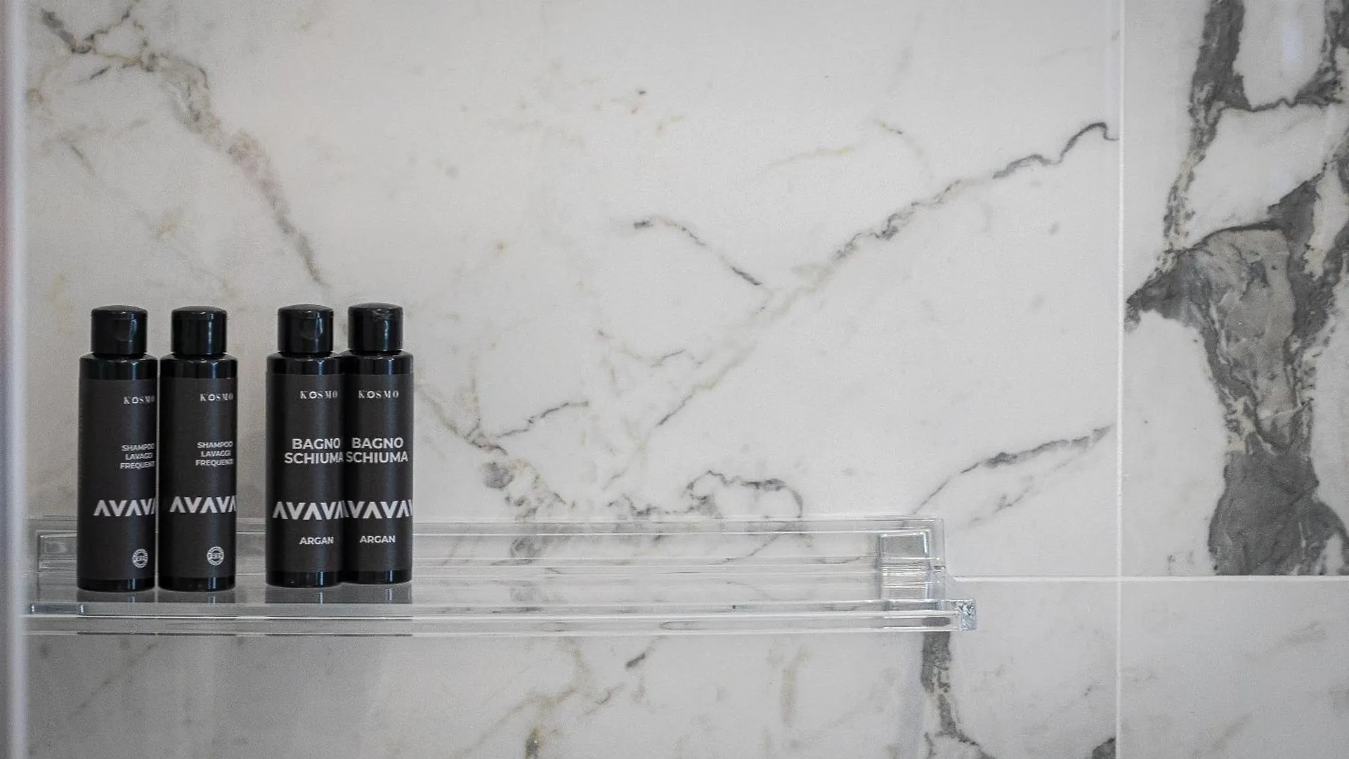 Pensjonat Iron Luxury Rooms Rzym Włochy