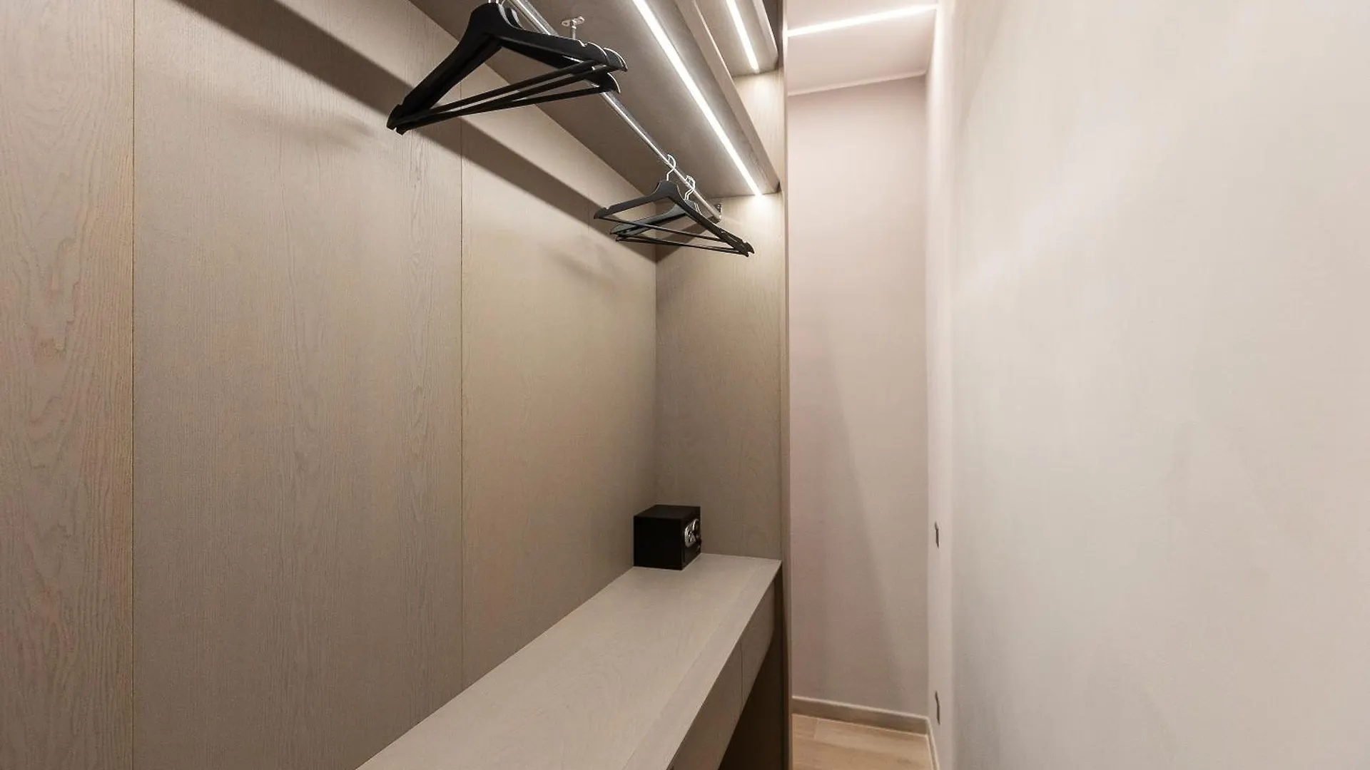 Гостевой дом Iron Luxury Rooms Рим