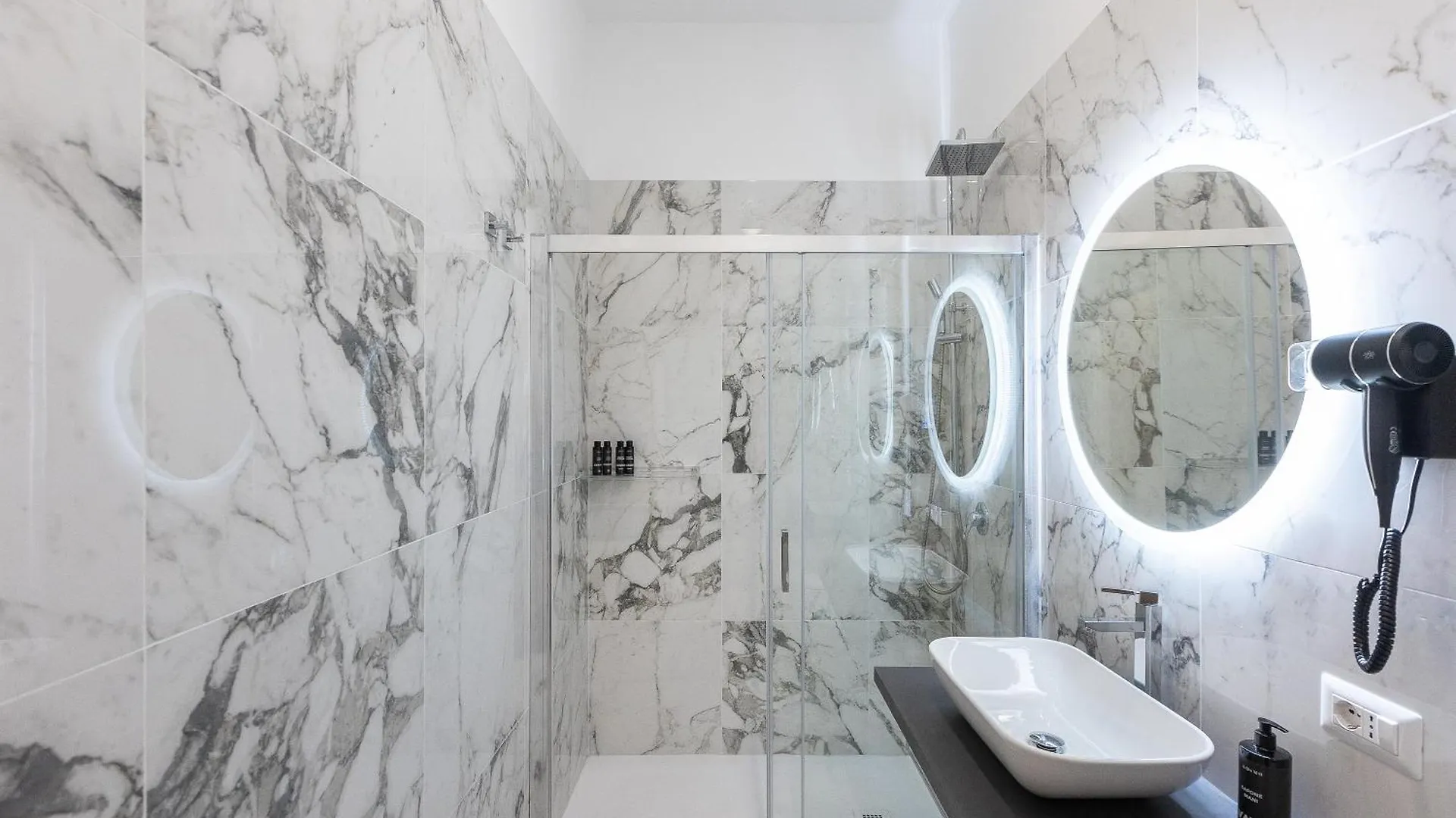 Гостевой дом Iron Luxury Rooms Рим