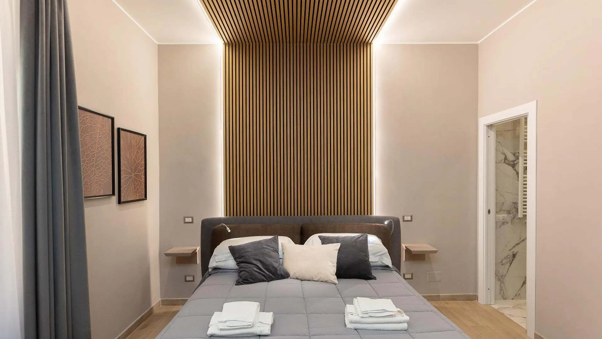 Iron Luxury Rooms Рим Гостевой дом